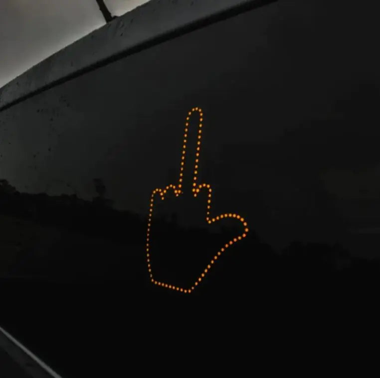 Smart LED Car Sign – Remote-Controlled Light for Expressing Gestures on the Road