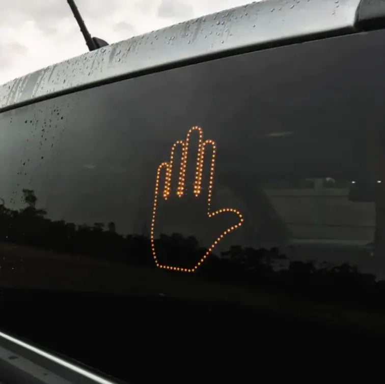 Smart LED Car Sign – Remote-Controlled Light for Expressing Gestures on the Road